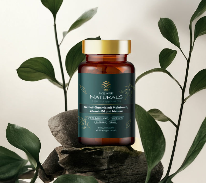 Hochwertiges Naturprodukt von We Are Naturals im grünen Setting